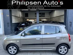 Grijs, metallic lak Gebruikt 2010 Kia Picanto Hatchback | € 2.750 (Eerlijke prijs)