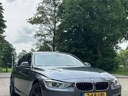 Grijs Gebruikt 2013 BMW 320 Efficient Dynamics Sedan | € 9.000 (Eerlijke prijs)