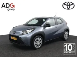 Grijs Gebruikt 2024 Toyota Aygo Play Hatchback | € 18.950 (Eerlijke prijs)