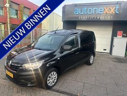 Zwart Gebruikt 2022 Renault Express Komfort MPV | € 9.995 (Eerlijke prijs)