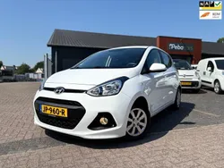Wit Gebruikt 2016 Hyundai i10 Comfort Hatchback | € 7.450 (Eerlijke prijs)