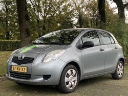 Grijs Gebruikt 2007 Toyota Yaris Hatchback | € 1.650 (Super prijs)