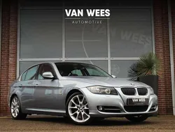 Blauw, metallic lak Gebruikt 2008 BMW 335 Executive Sedan | € 13.950 (Eerlijke prijs)