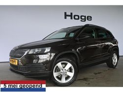 Bruin, metallic lak Gebruikt 2018 Skoda Karoq Style SUV | € 13.440 (Eerlijke prijs)