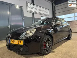 Zwart Gebruikt 2014 Alfa Romeo Giulietta Distinctive Hatchback | € 8.949 (Goede deal)