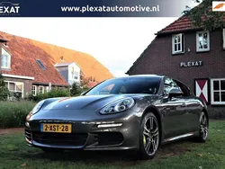Grijs Gebruikt 2014 Porsche Panamera Sedan | € 36.945 (Duur)