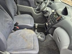 Grijs Gebruikt 2000 Toyota Yaris Verso Luna MPV | € 1.995