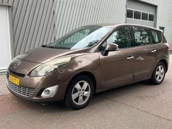 Bruin Gebruikt 2010 Renault Mégane III Business MPV | € 2.500 (Goede deal)