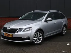 Grijs Gebruikt 2018 Skoda Octavia Business Line Stationwagen | € 11.250 (Goede deal)