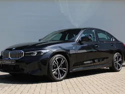 Zwart Nieuw 2025 BMW 330e M Sport Sedan | € 62.502