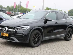Zwart Gebruikt 2023 Mercedes GLA250 AMG line SUV | € 39.900 (Goede deal)