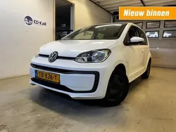 Wit Gebruikt 2018 VW up! Move Hatchback | € 3.495 (Super prijs)