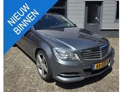 Grijs, metallic lak Gebruikt 2011 Mercedes C220 Business Sedan | € 8.950 (Eerlijke prijs)