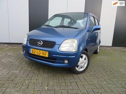 Blauw Gebruikt 2002 Opel Agila Elegance Hatchback | € 1.250 (Eerlijke prijs)
