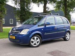 Blauw Gebruikt 2005 Opel Meriva MPV | € 699 (Eerlijke prijs)