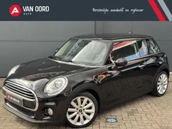 Zwart Gebruikt 2016 Mini Cooper Business Hatchback | € 7.440 (Goede deal)