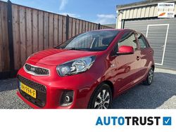 Rood Gebruikt 2017 Kia Picanto Hatchback | € 8.250 (Eerlijke prijs)