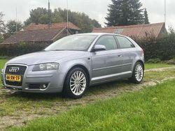 Grijs Gebruikt 2007 Audi A3 Ambition Hatchback | € 1.400 (Goede deal)