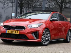 Rood Gebruikt 2019 Kia ProCeed Hatchback | € 18.995 (Eerlijke prijs)