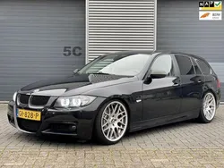 Zwart Gebruikt 2006 BMW 330 Executive Stationwagen | € 4.450 (Eerlijke prijs)