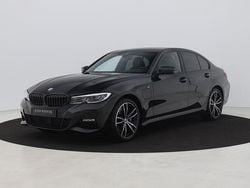 Zwart Gebruikt 2021 BMW 330 M Sport Sedan | € 32.700 (Goede deal)