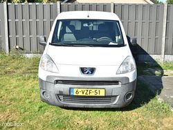 Wit Gebruikt 2012 Peugeot Partner Van | € 3.000 (Iets duurder)