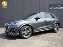 Grijs Gebruikt 2022 Audi Q3 Basis SUV | € 35.995 (Eerlijke prijs)