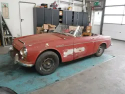 Rood Gebruikt 1966 Datsun 1600 | € 9.950