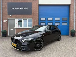 Zwart Gebruikt 2018 Mercedes A200 Premium Hatchback | € 26.900 (Duur)