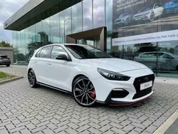 Wit Gebruikt 2019 Hyundai i30 N Performance Sedan | € 28.950 (Eerlijke prijs)