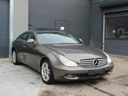 Grijs Gebruikt 2006 Mercedes CLS320 Sedan | € 10.000