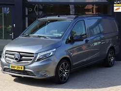 Grijs Gebruikt 2022 Mercedes Vito MPV | € 37.495 (Duur)