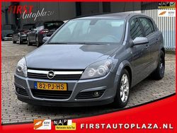 Grijs Gebruikt 2004 Opel Astra Cosmo Hatchback | € 1.250 (Eerlijke prijs)