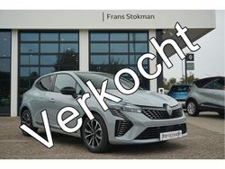 Grijs Gebruikt 2024 Renault Clio V Techno Hatchback | € 21.450 (Duur)