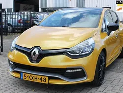 Geel Gebruikt 2013 Renault Clio R.S. R.S. Hatchback | € 12.495 (Eerlijke prijs)