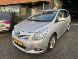 Grijs Gebruikt 2009 Toyota Verso MPV | € 6.495 (Goede deal)