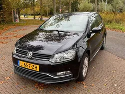 Gebruikt 2015 VW Polo Comfortline Sedan | € 8.600 (Eerlijke prijs)