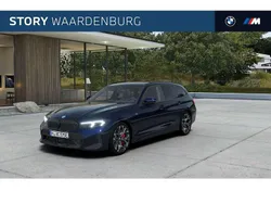 Blauw Nieuw 2025 BMW 330e Executive Stationwagen | € 76.140 (Eerlijke prijs)