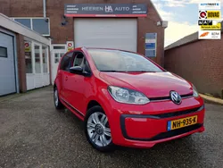 Rood Gebruikt 2017 VW up! Beats Hatchback | € 10.200 (Iets duurder)