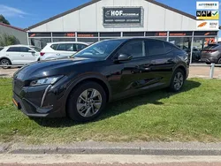 Zwart Gebruikt 2024 Peugeot 408 Allure Sedan | € 27.750 (Goede deal)