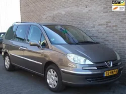 Grijs Gebruikt 2009 Peugeot 807 MPV | € 5.950
