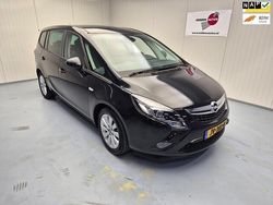 Zwart, metallic lak Gebruikt 2015 Opel Zafira Tourer Cosmo MPV | € 12.940 (Iets duurder)