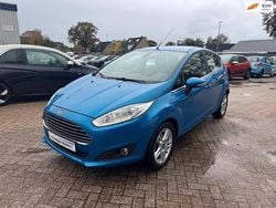 Blauw Gebruikt 2014 Ford Fiesta Titanium Hatchback | € 8.999 (Iets duurder)