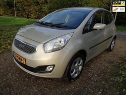 Beige Gebruikt 2011 Kia Venga Hatchback | € 7.850 (Iets duurder)