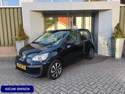 Zwart Gebruikt 2021 VW up! Beats Hatchback | € 10.995 (Eerlijke prijs)