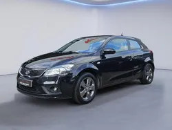 Zwart Gebruikt 2013 Kia ProCeed Hatchback | € 6.950 (Eerlijke prijs)