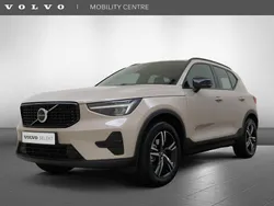 Bruin Gebruikt 2025 Volvo XC40 Plus SUV | € 47.950 (Eerlijke prijs)