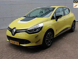 Geel Gebruikt 2012 Renault Clio IV Collection Hatchback | € 4.750 (Eerlijke prijs)