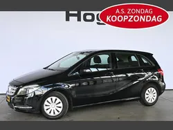 Zwart, metallic lak Gebruikt 2013 Mercedes B180 Ambition MPV | € 8.440 (Goede deal)