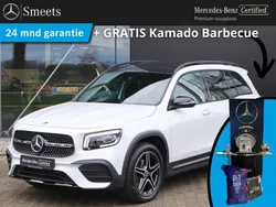 , metallic lak Gebruikt 2022 Mercedes GLB200 AMG line SUV | € 49.745 (Eerlijke prijs)